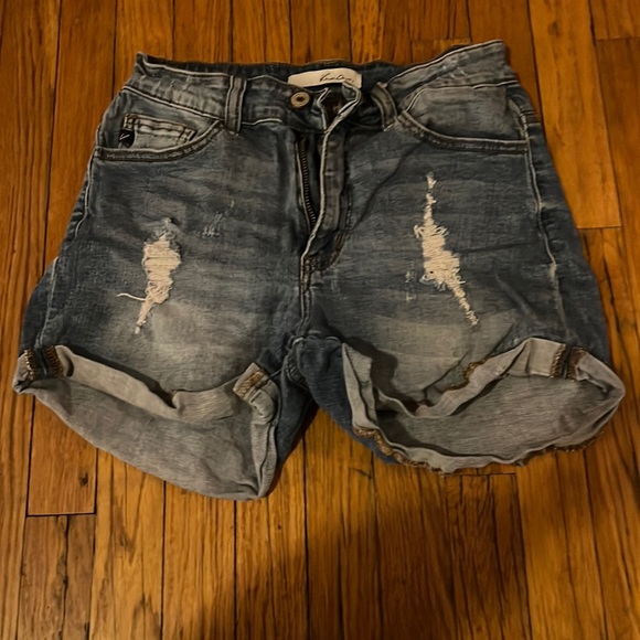 Medium wash stretchy Jean shorts - Picture 1 of 1